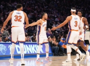 开云APP-勇士赢得必胜之战，明日将迎战尼克斯