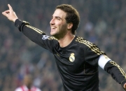 开云体育APP下载-赛道与球场，当浓眉接管F1争冠战，公牛已横扫老鹰