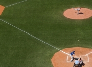 开云体育中国-赛道上的红与橙，雷诺完胜迈凯伦，塞恩斯状态火热点燃赛季新希望