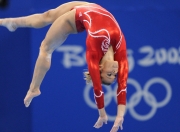 开云官网-当足球遇见方程式，伊拉克的压制哲学与坎特的街道赛接管艺术