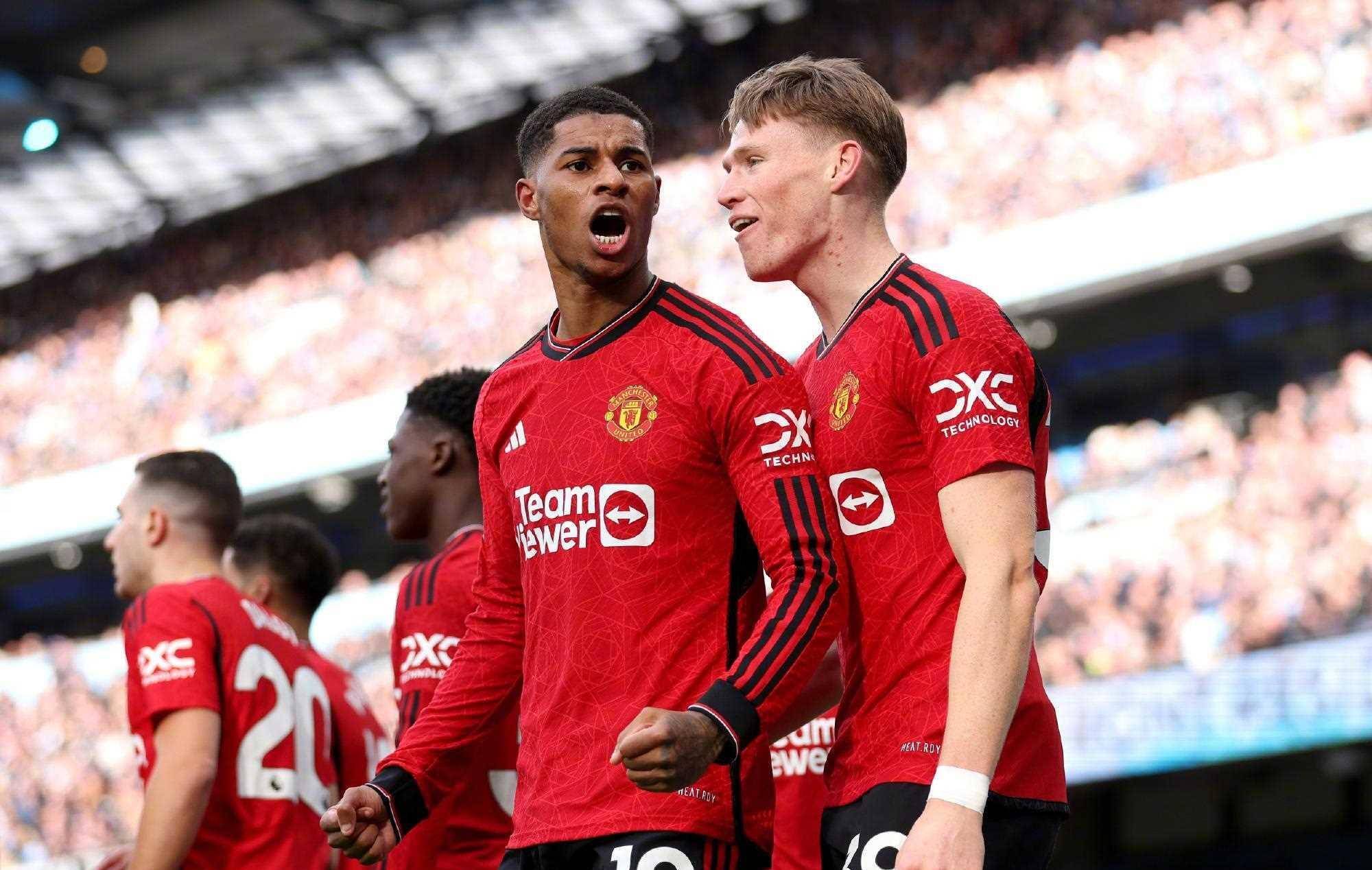 曼联客场大胜切尔西，哈维尔开启英超生涯！的简单介绍