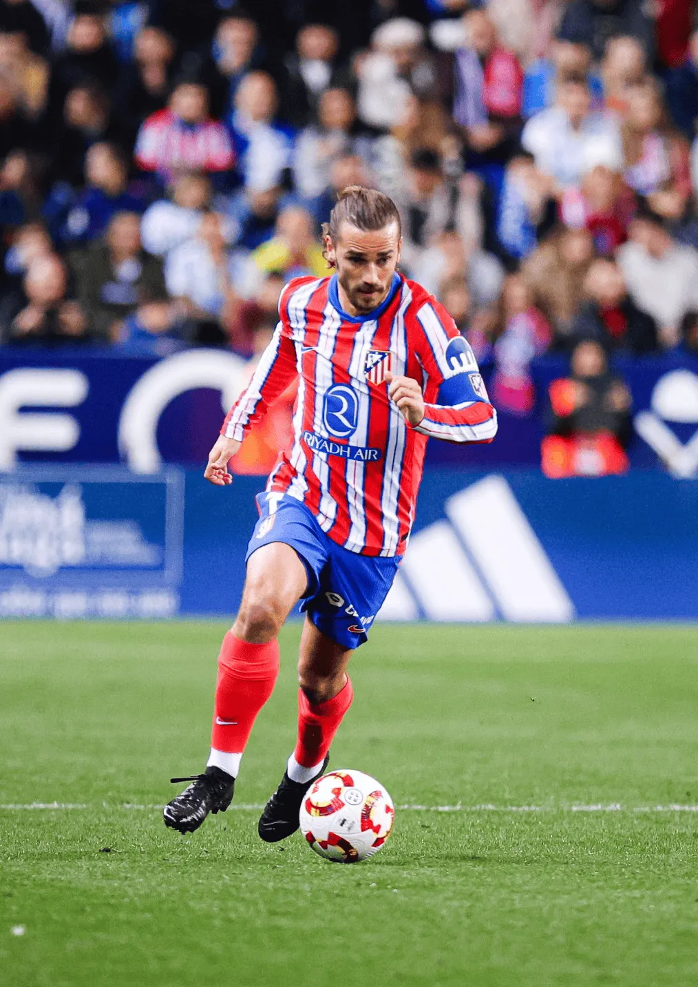 曼城鏖战中国，格列兹曼打破历史纪录