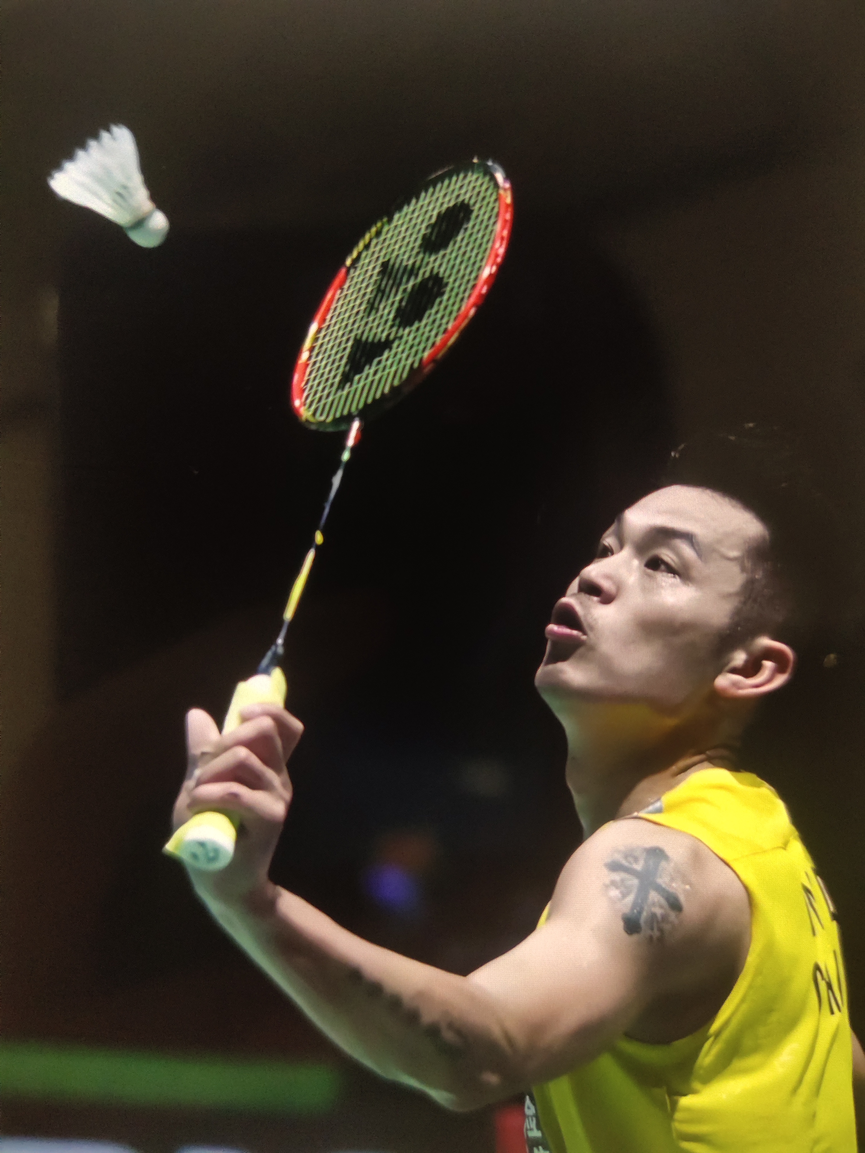 包含印尼羽毛球队爆冷马来西亚羽毛球队，安赛龙制霸全场的词条