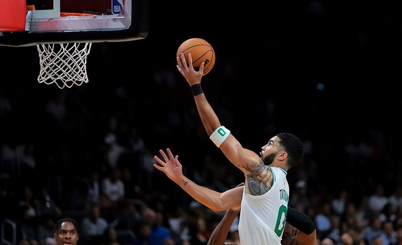 包含墨西哥男篮碾压塞尔维亚男篮，米切尔关键制胜的词条