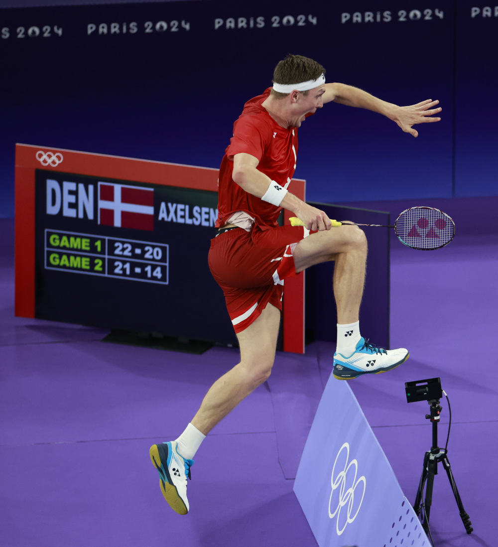 英格兰羽毛球队险胜法国羽毛球队，安赛龙惊艳世界的简单介绍