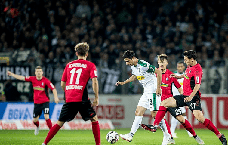 弗赖堡主场大胜，斩获保级关键三分的简单介绍