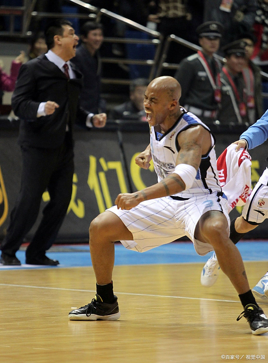 包含吉林队迎来连胜,教练组扬眉吐气的词条 包含吉林队迎来连胜,教练组扬眉吐气的词条