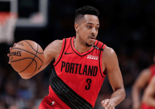 开拓者主教练因艰难时局受压力