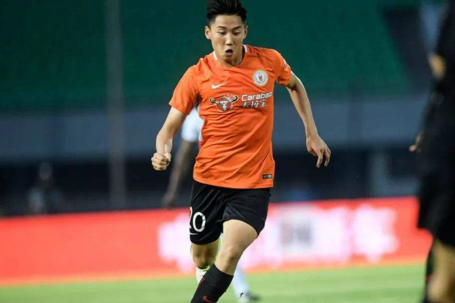 包含特鲁罗城队在比赛中独领风骚的词条