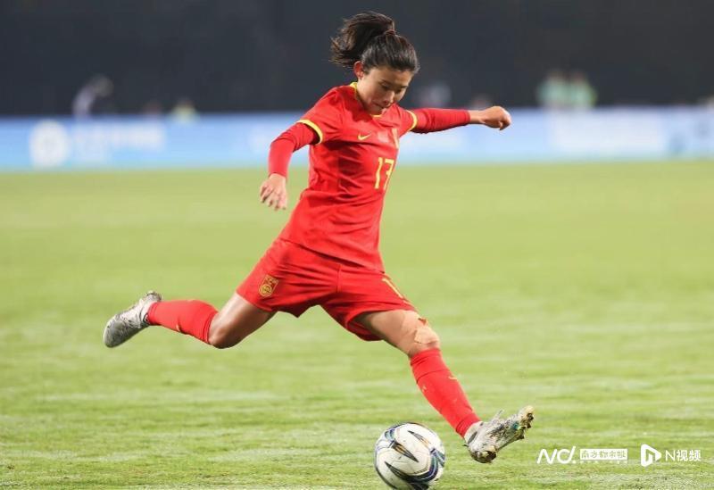 蒙古女足锋线形成火力，大比分击败对手