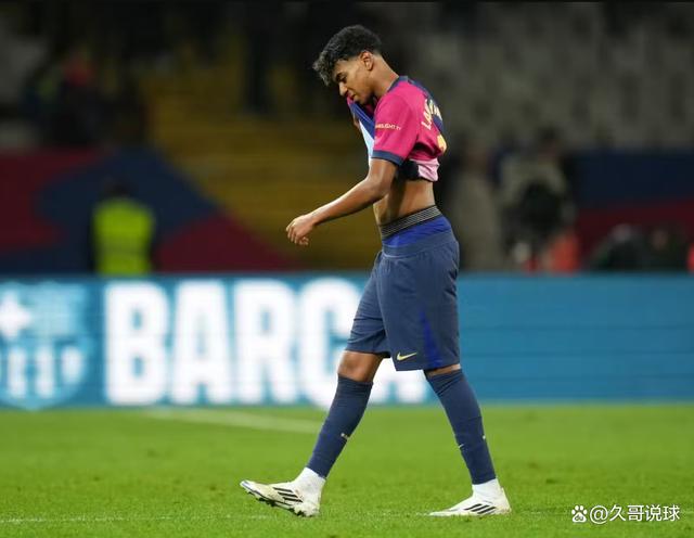 包含巴塞罗那球员受伤，或将缺席下一场比赛的词条