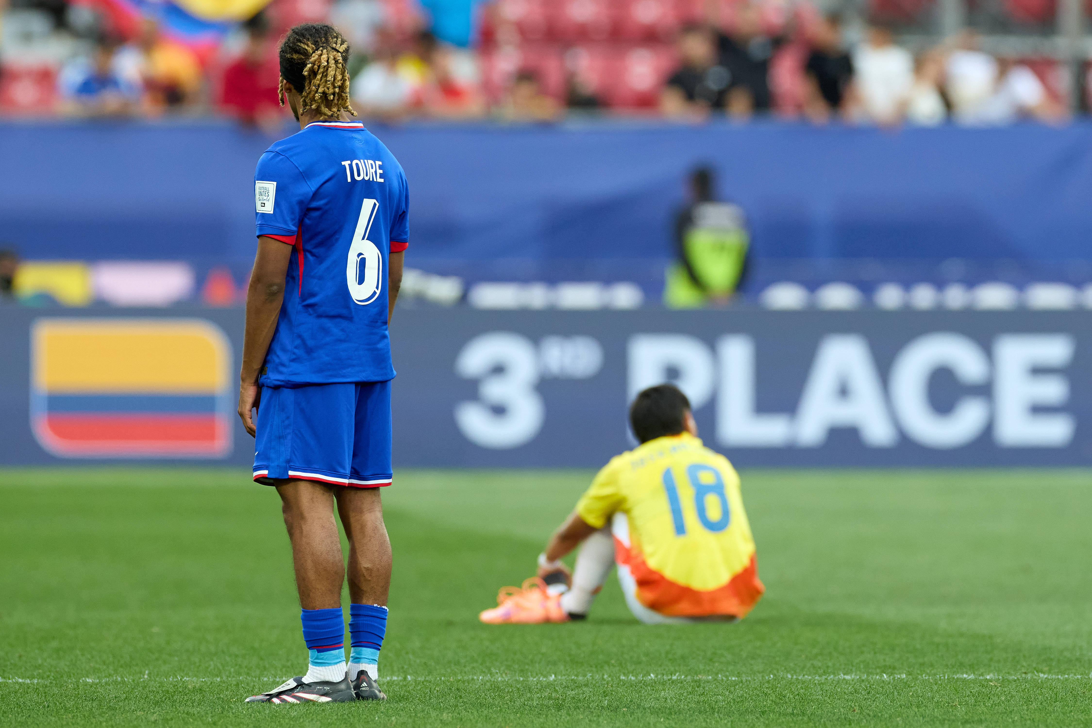 哥伦比亚代表队在射击比赛中获胜