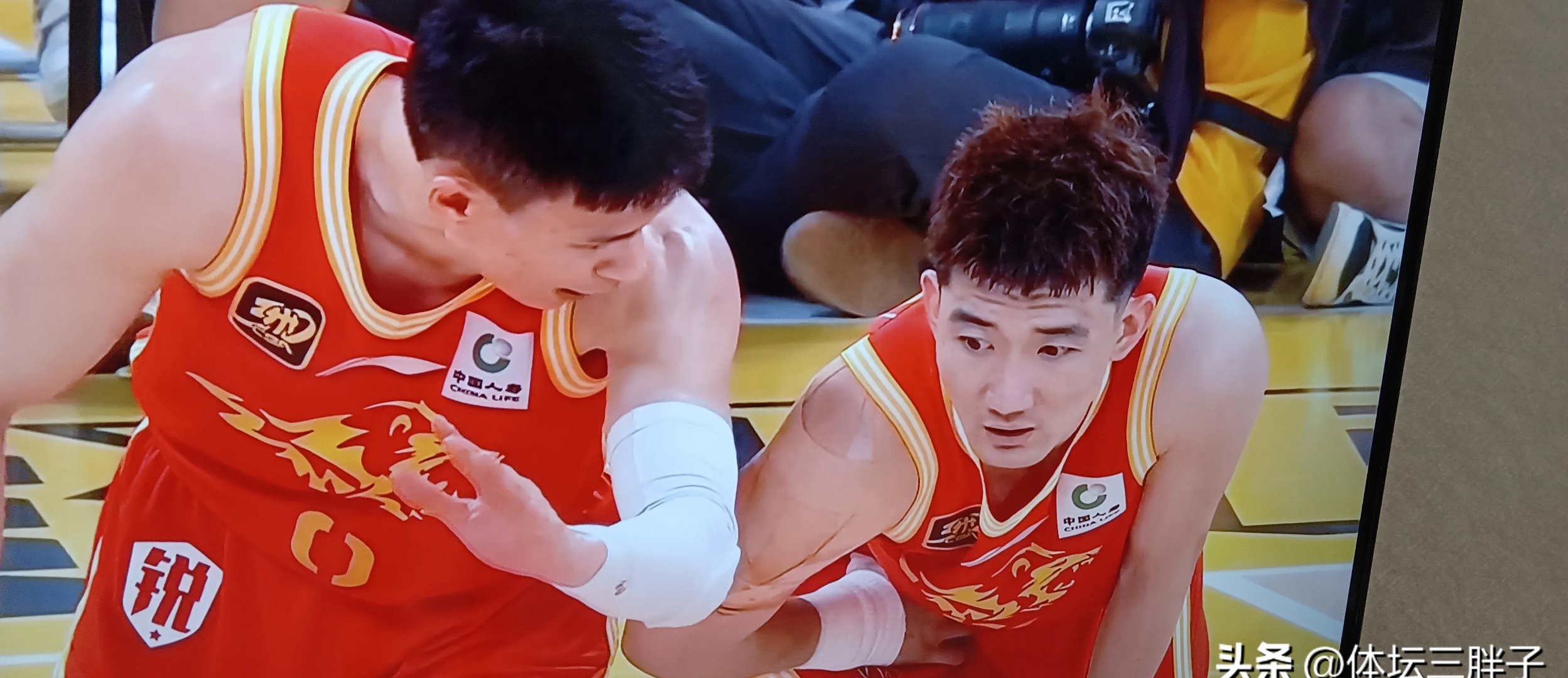 关于勇士绝杀辽宁队，孙铭徽统治全场的信息