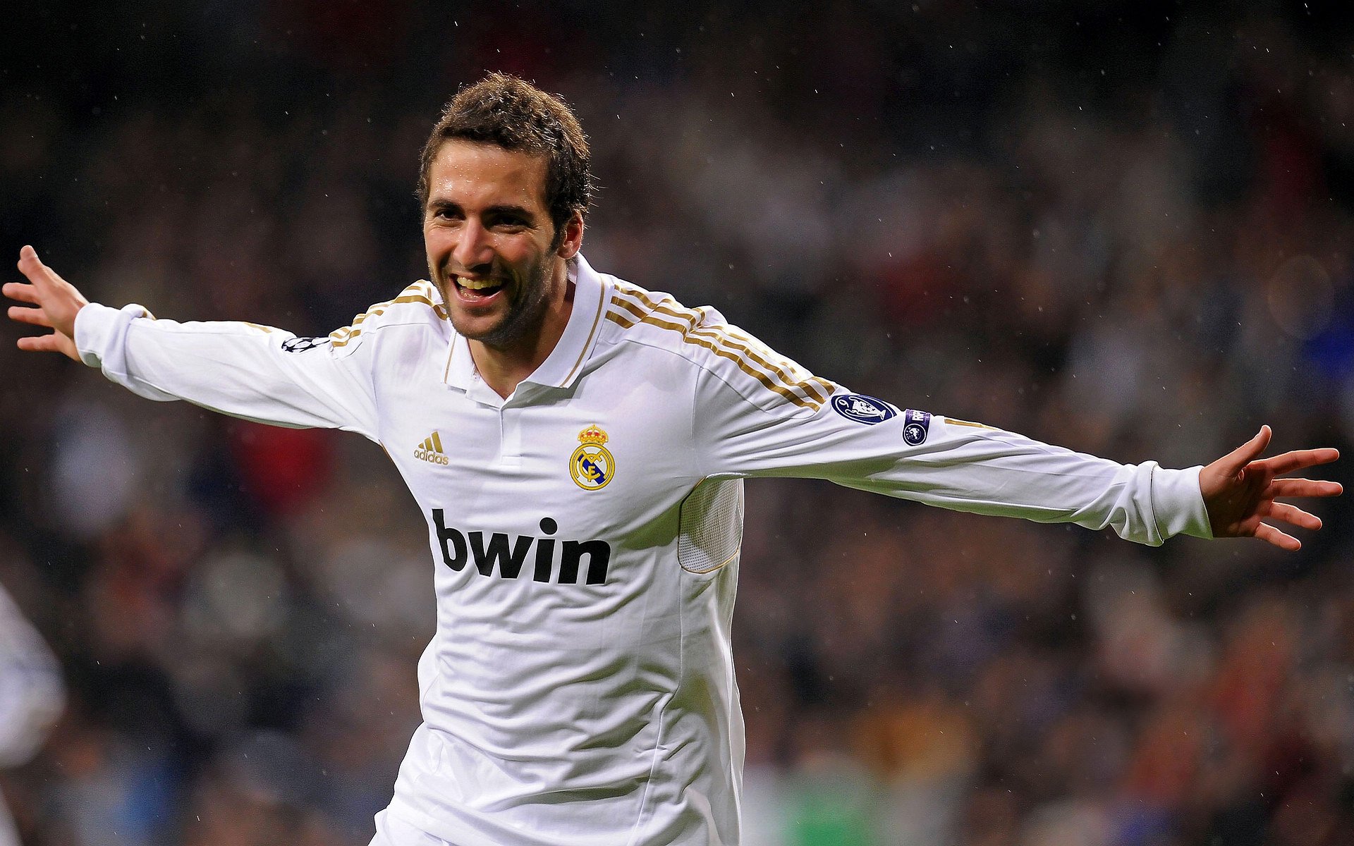 F1新赛季揭幕战，安哥拉奇迹与贝蒂斯争冠战的赛道启示